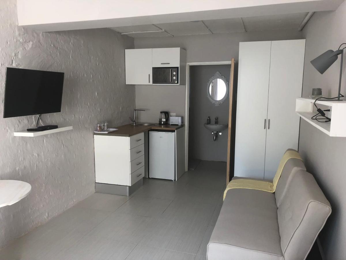 איסט לונדון Second Best Accommodation מראה חיצוני תמונה