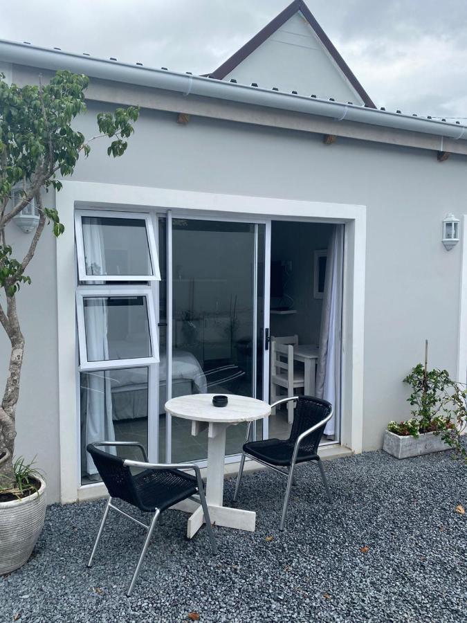 איסט לונדון Second Best Accommodation מראה חיצוני תמונה